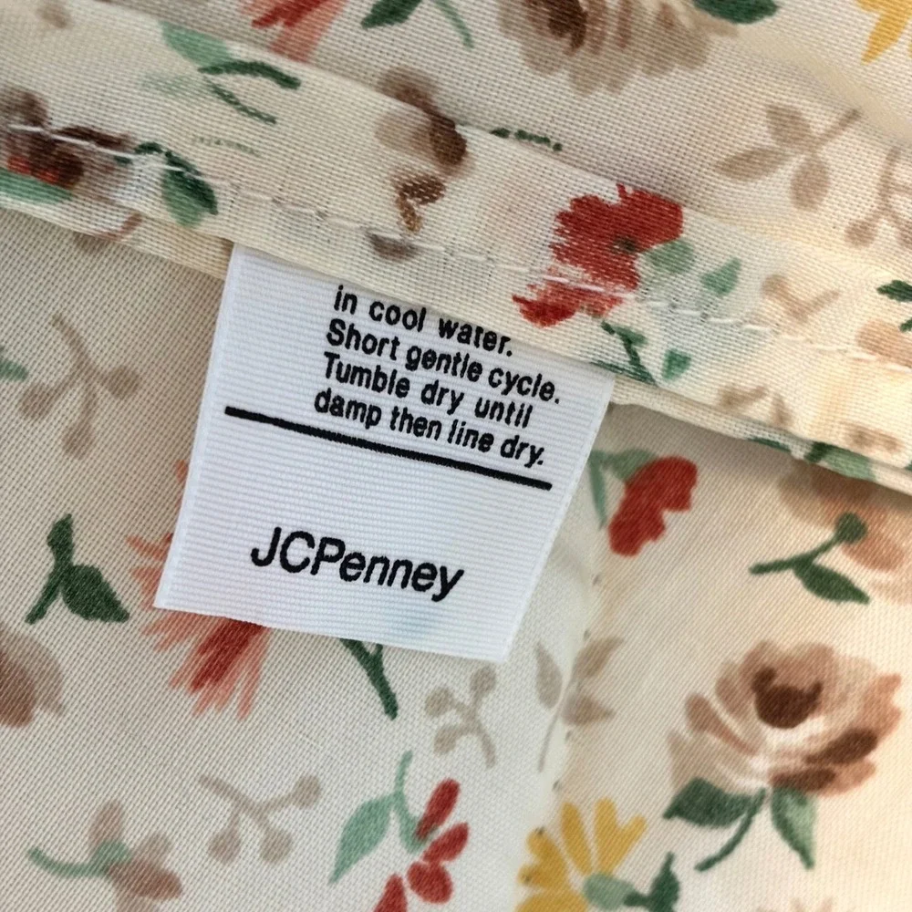 Vintage JCPenney Floral Trellis Quilted Bedspread Cottagecore Rose Queen